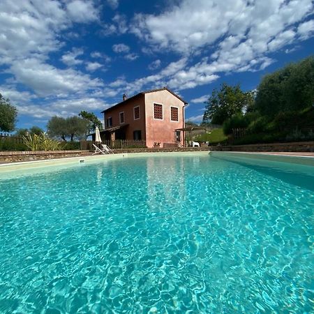 Podere Boscone กัมบาสซี แตร์เม ภายนอก รูปภาพ