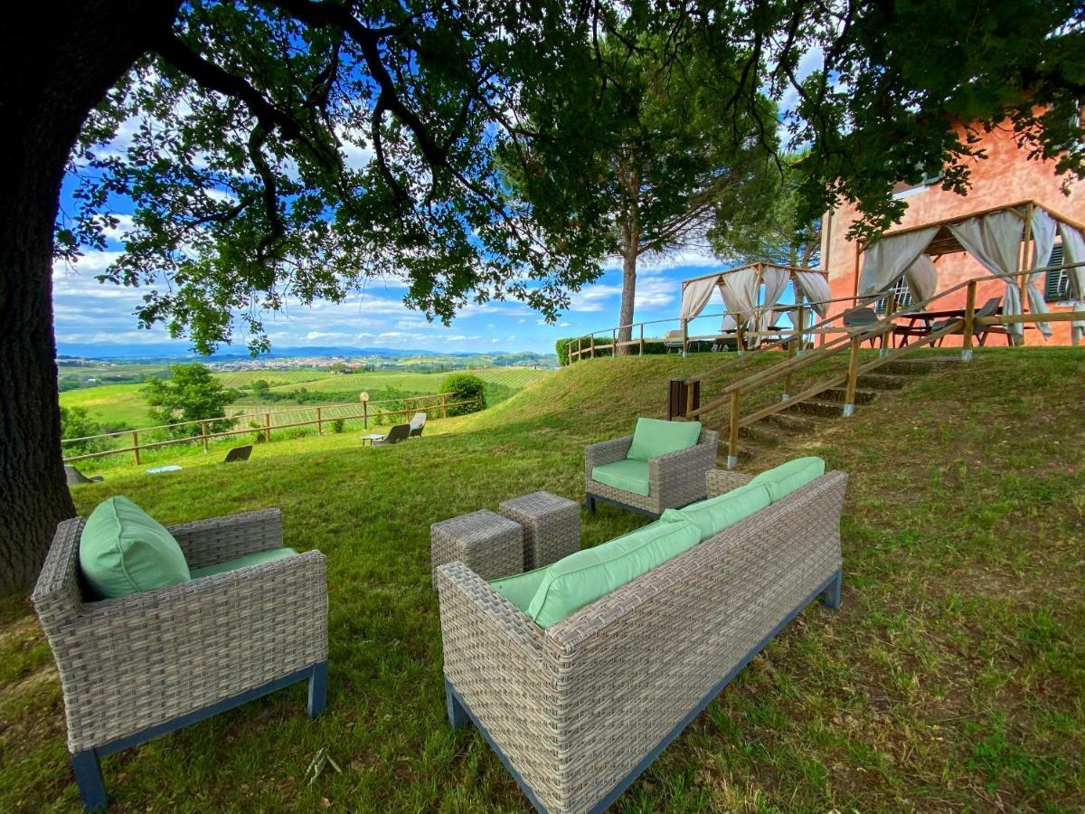 Podere Boscone กัมบาสซี แตร์เม ภายนอก รูปภาพ